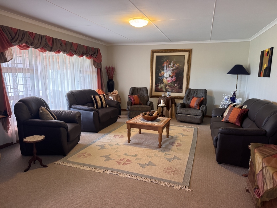 3 Bedroom Property for Sale in Hartenbos Central Western Cape